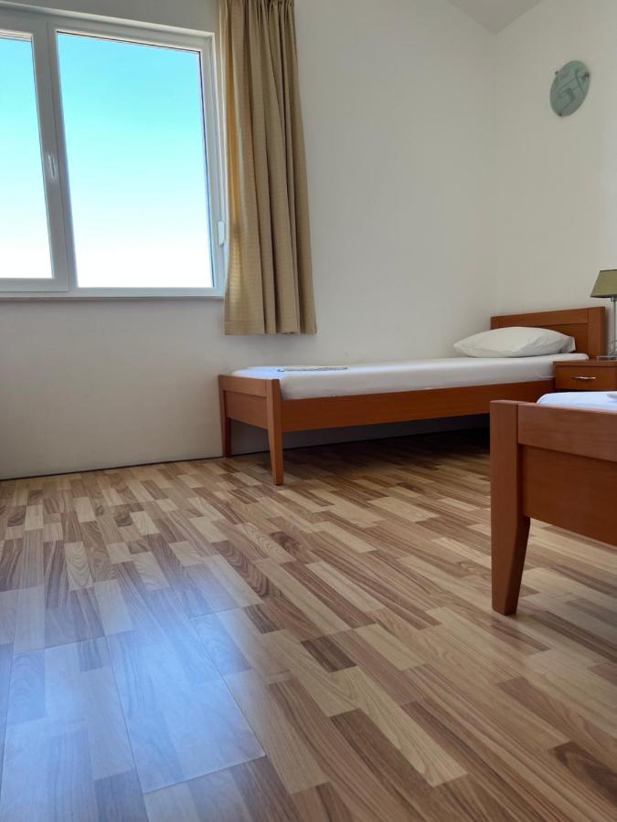 Apartments Angela Cesarica Extérieur photo
